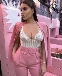 Mustafa Kemal Paşa Mahallesi Escort 