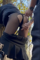 Külotlu Çorabını Yırtıp Ormanda Sikiyor